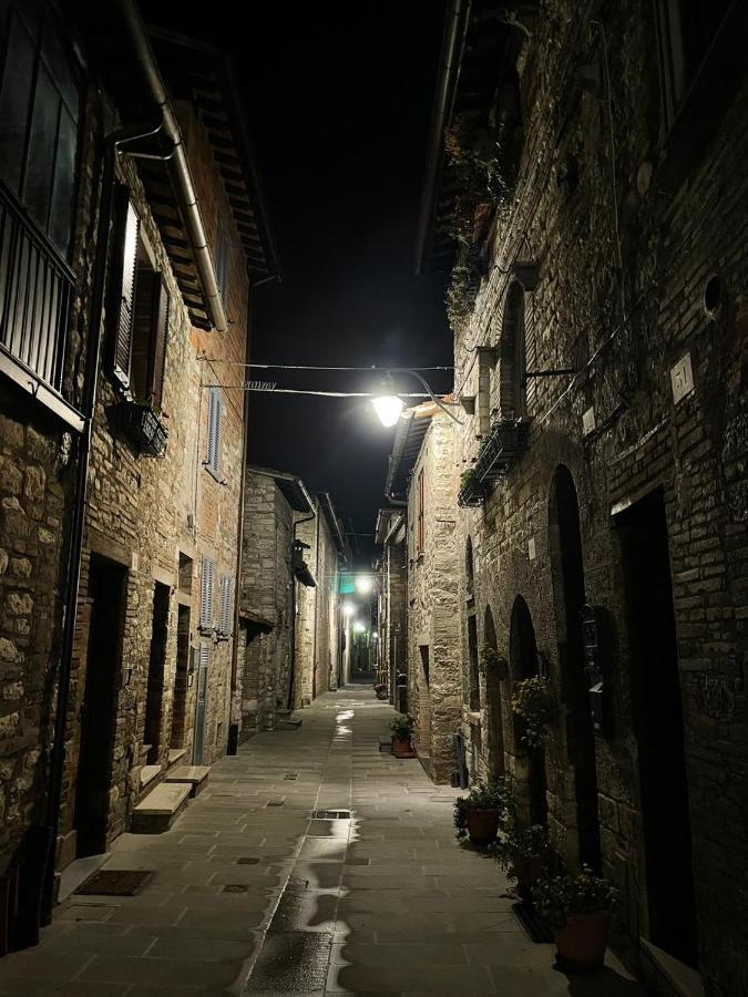 Casa La Rosa Lägenhet Gubbio Exteriör bild